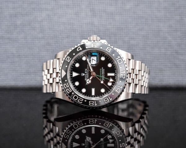 Win This Rolex GMT Master II "Bruce Wayne"!
