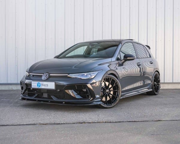 Win This Mk8.5 Volkswagen Golf R Black Edition + £2,000 Cash!